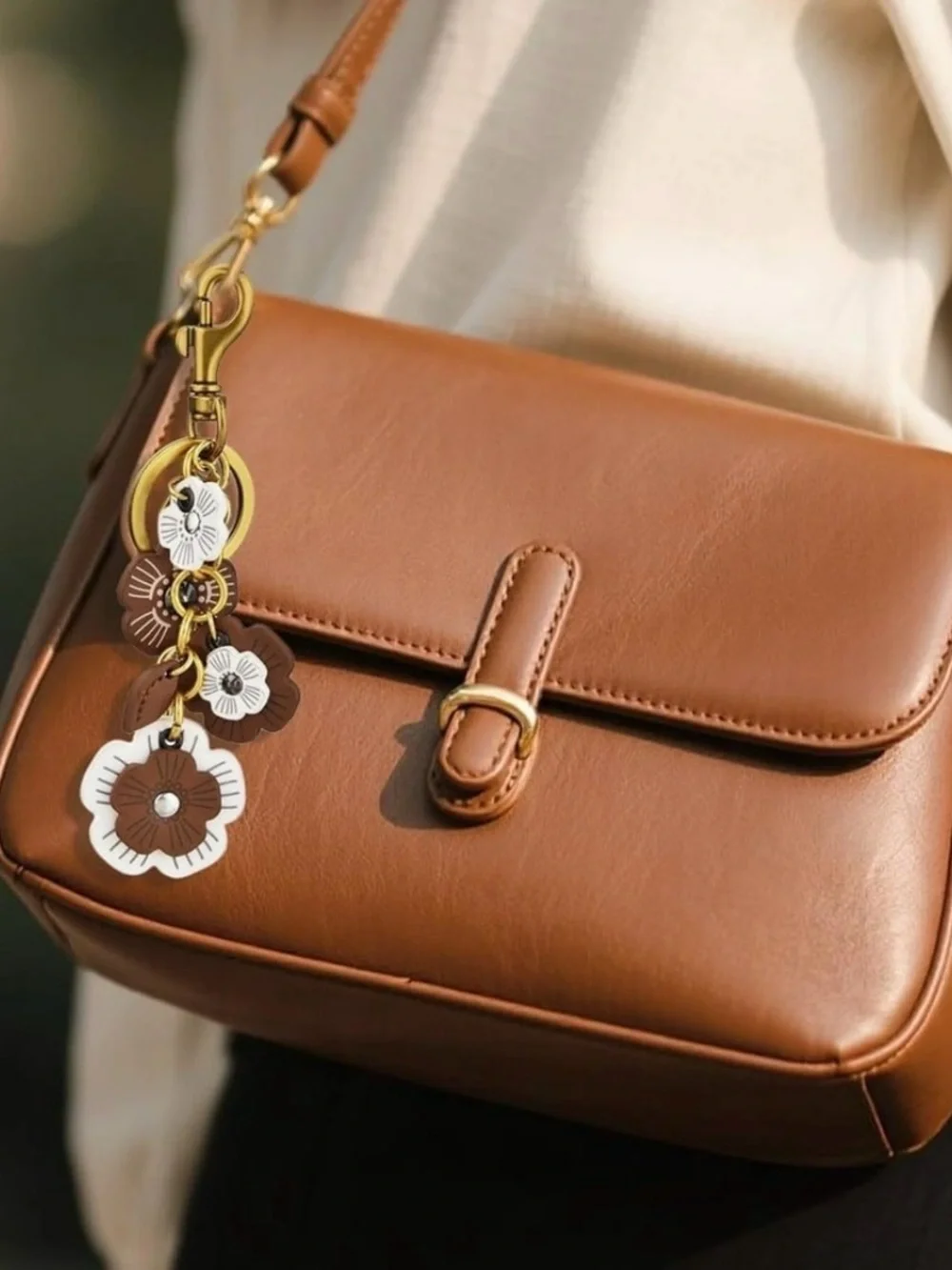 Tea Rose Style Bag Charm/Keychain-New